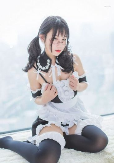 隔壁的女孩4