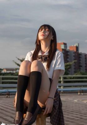 加勒比女海盗在线播放