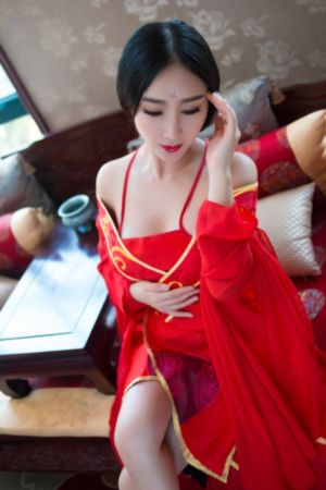 美女脱裤子屁屁软件