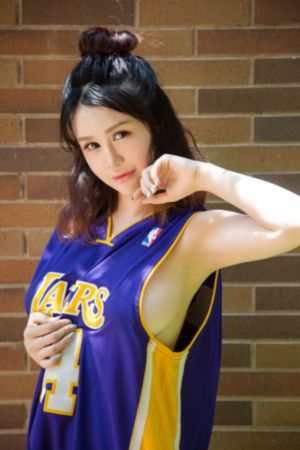 美女隐私下部图片黄