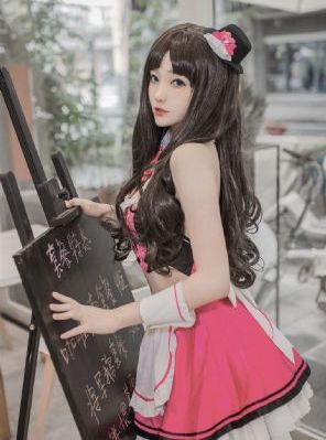 做爰无遮挡三级